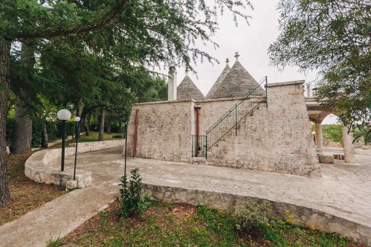 לוקורוטונדו Trulli Pinnacoli מראה חיצוני תמונה