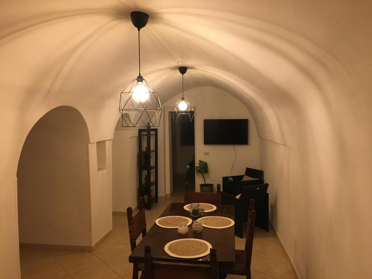 לוקורוטונדו Trulli Pinnacoli מראה חיצוני תמונה